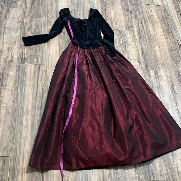 Jessica McClintock Vintage Velvet & Taffeta Gown Size 8 Victorian Cosplay Dress - Picture 8 of 15